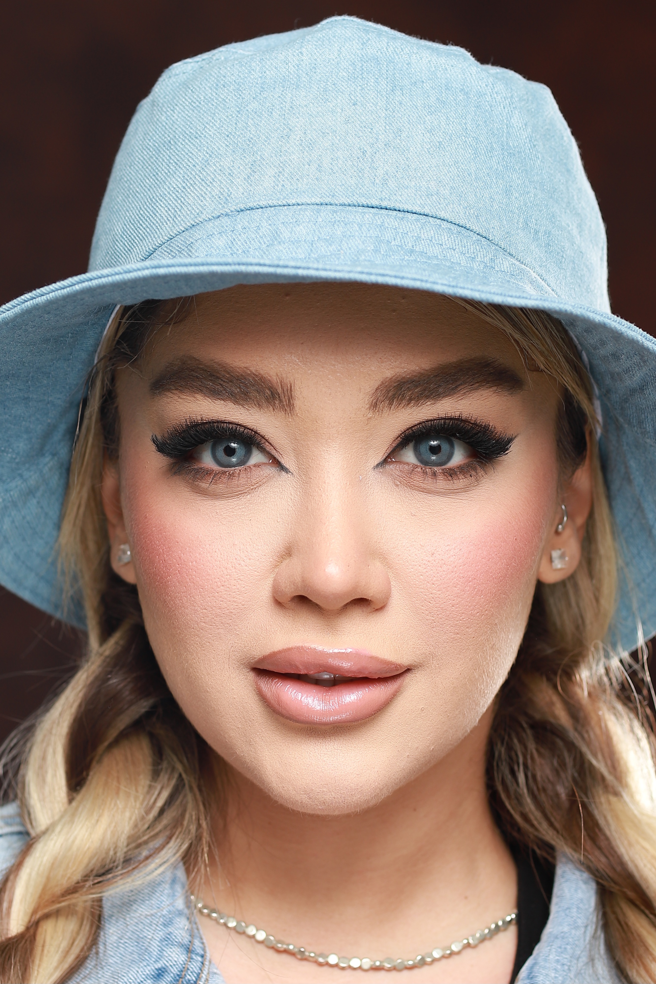 لنز رنگی رویال ویژن پیکسی بلو ROYAL VISION PIXY BLUE