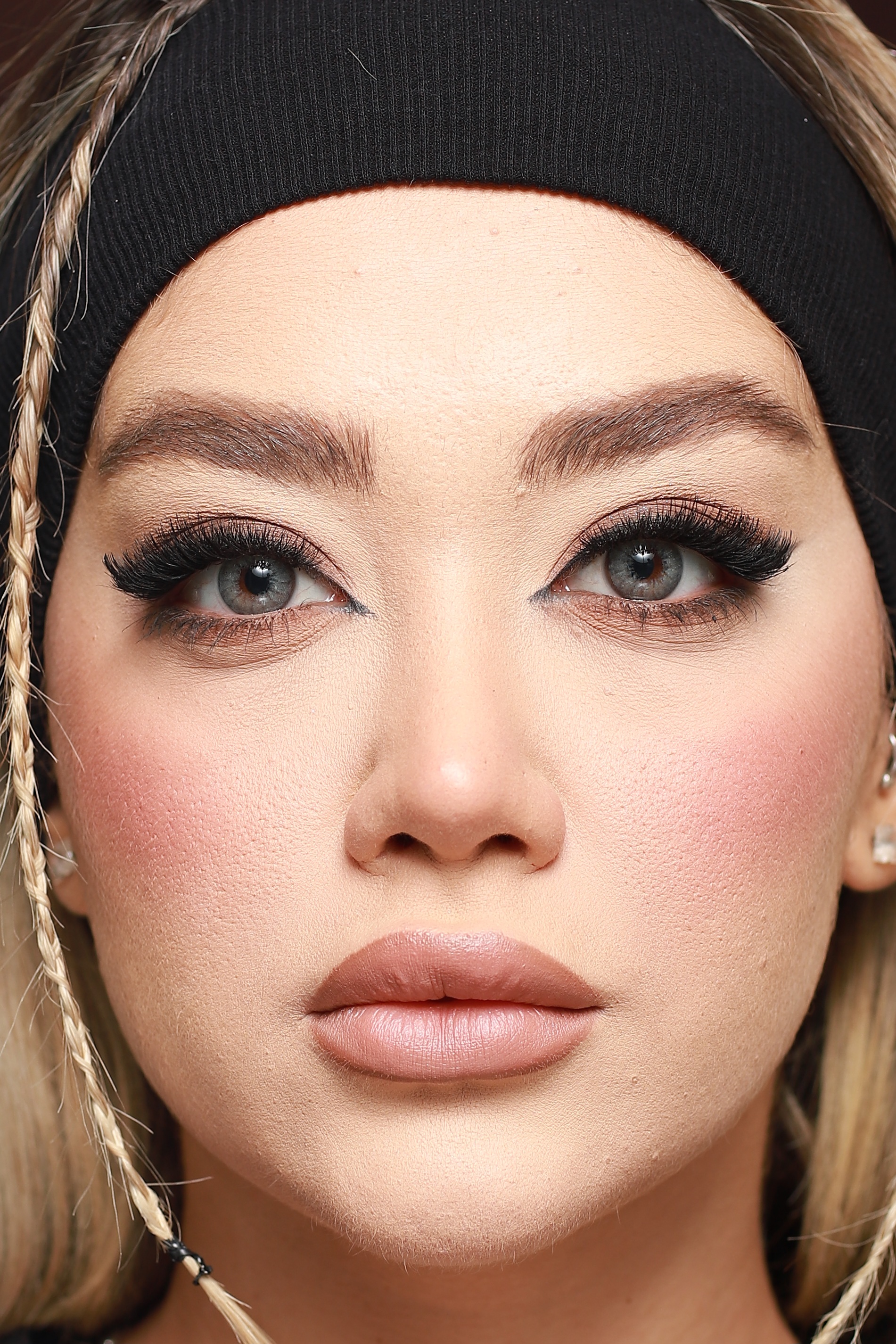 لنز رنگی سالانه هرا شماره Hera Yearly Code 023