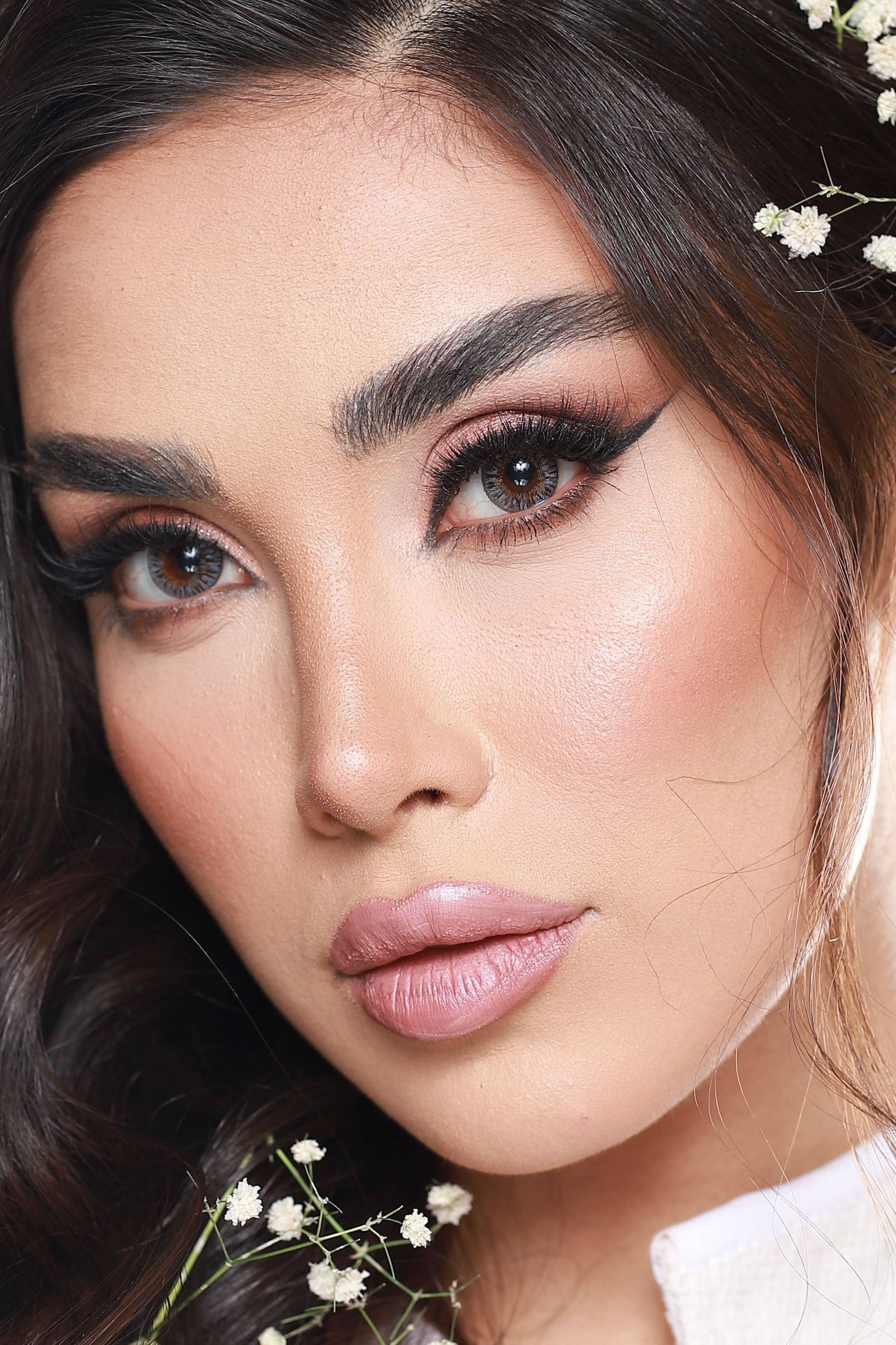 لنز رنگی سالانه هرا شماره Hera Yearly Code 010