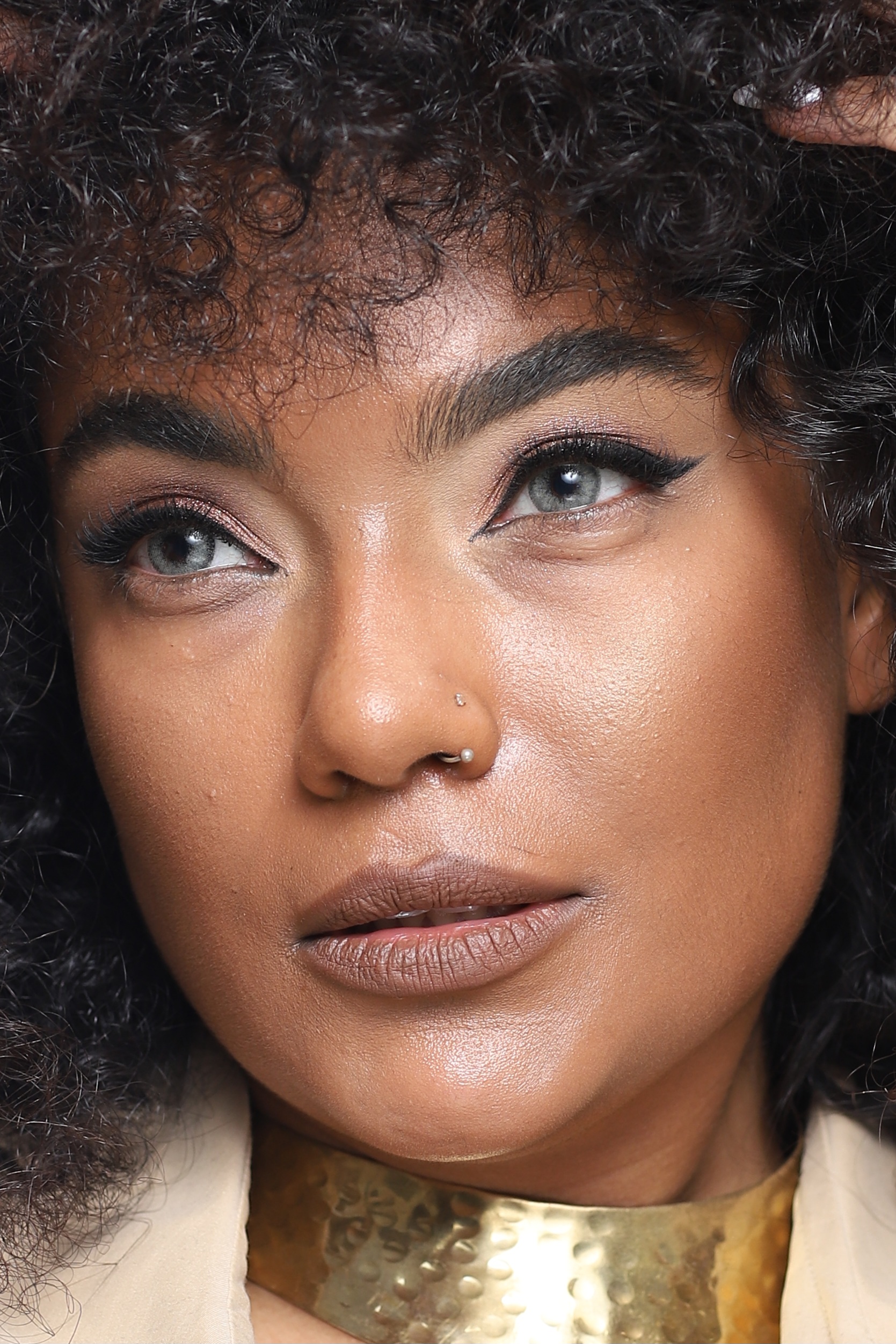 لنز رنگی رویال ویژن کریستال ROYAL VISION CRISTAL