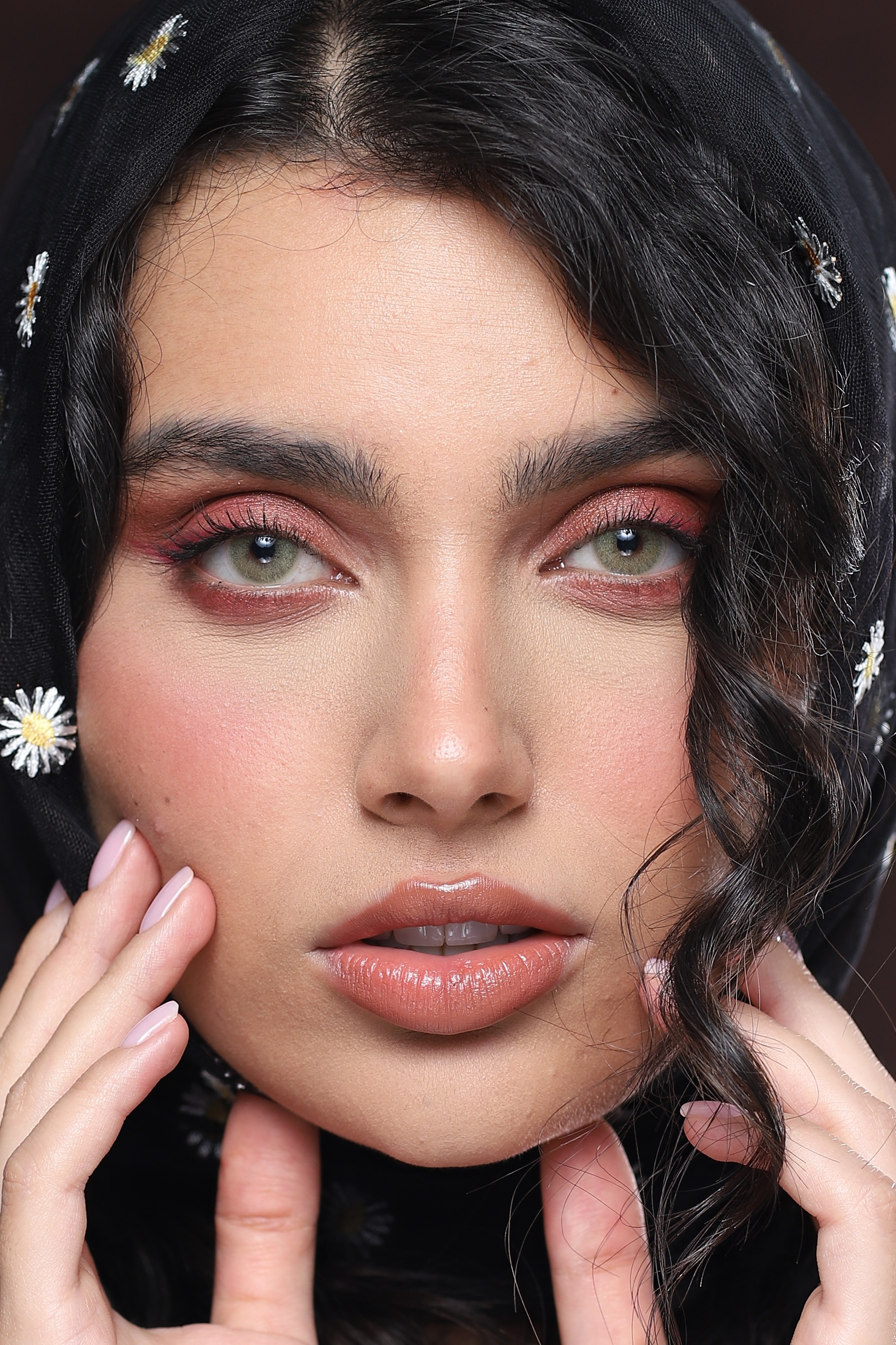 لنز رنگی رویال ویژن لمونی ROYAL VISION LEMONY