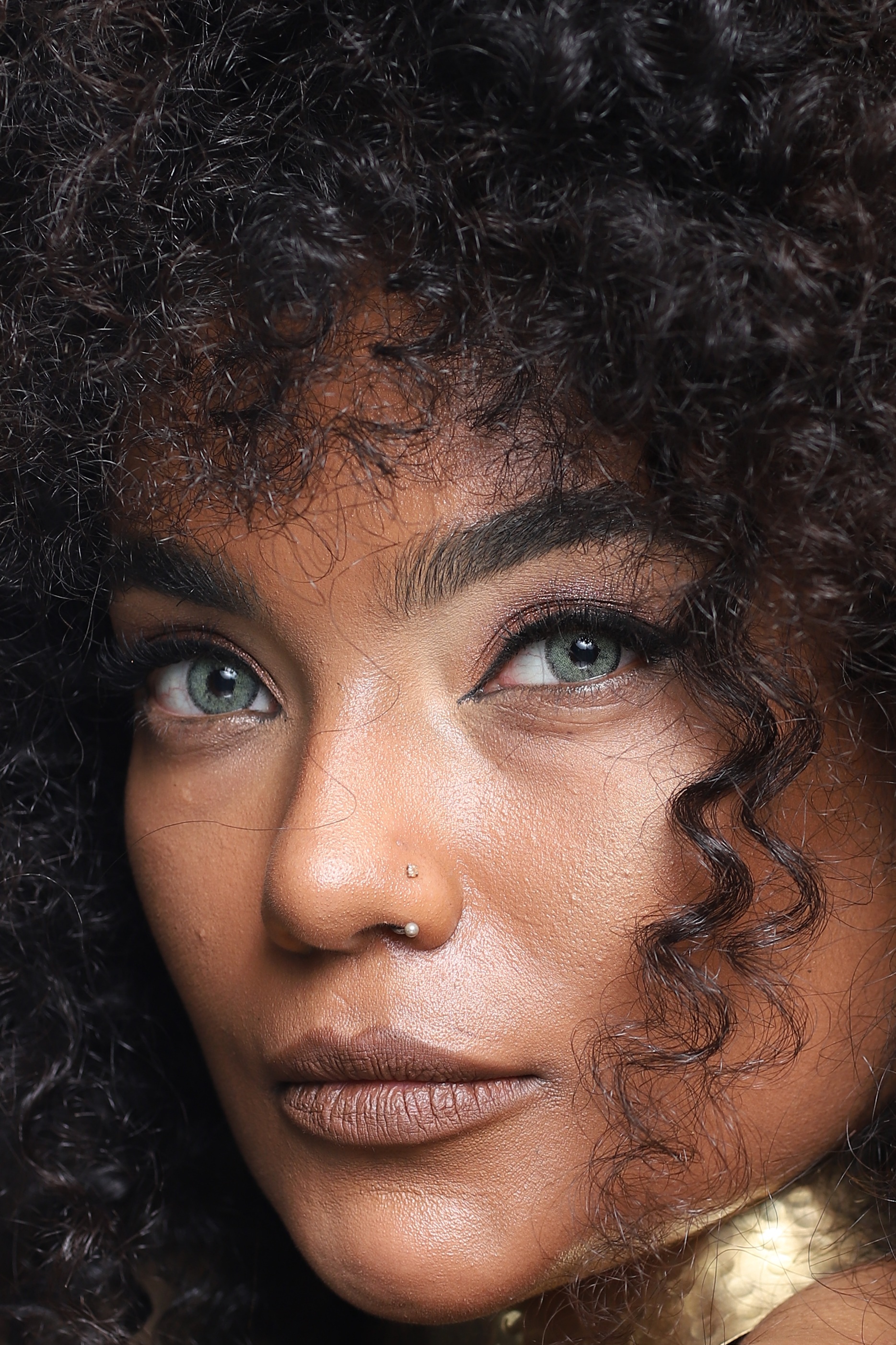 لنز رنگی سالانه هرا شماره Hera Yearly Code 012